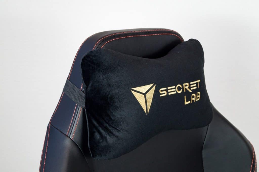 Secretlab omega outlet lumbar pillow